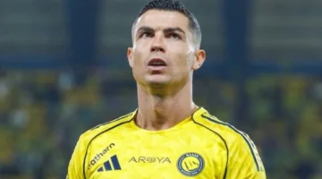 طائرة رونالدو تغادر الرياض في توقيت حساس والجدل يحيط بوجهته